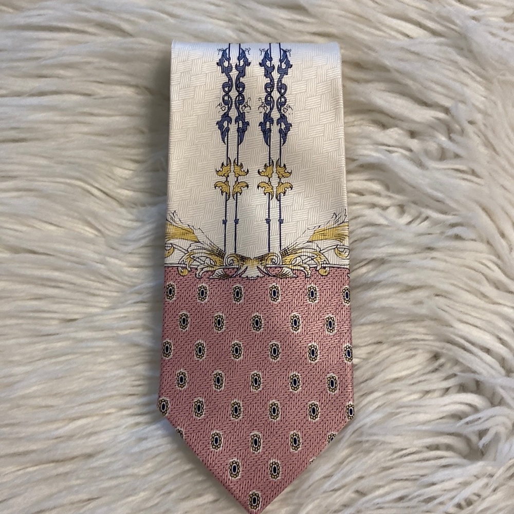 Laurant Benon 100% silk Man Tie very good condition please see pictures